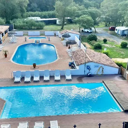 Campeggio Mobil-Home 28M² Avec Terrasse Pour 4 Personnes - Api-1-52-413